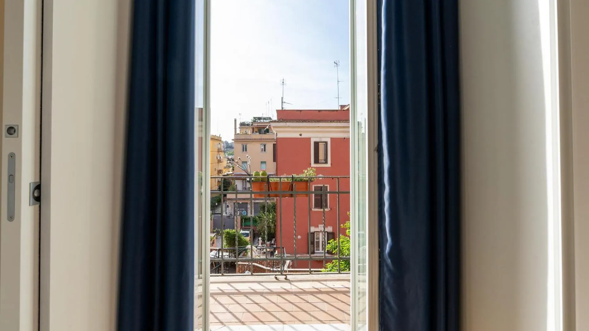 Elegante Appartamento Presso Vaticano Rome Italy